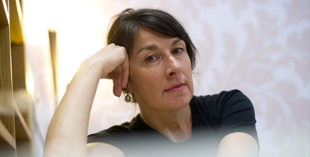 Zdzuzsa Bank: »Man darf das nicht romantisieren, meist ist Romaneschreiben wie ganz normaler, anstrengender Büroalltag« (Foto: pa/dpa/Uwe Zucchi) Zdzuzsa Bank: »Man darf das nicht romantisieren, meist ist Romaneschreiben wie ganz normaler, anstrengender Büroalltag« (Foto: pa/dpa/Uwe Zucchi)
