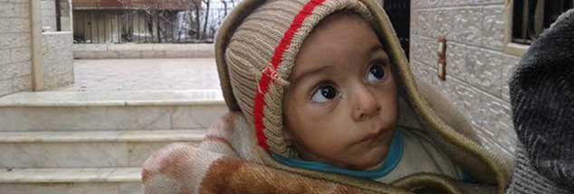 Hunger und Verzweiflung: Ein Kind in der belagerten Stadt Madaja. Bis zu zwei Millionen Menschen sollen in eingeschlossenen syrischen Städten leben (Foto: twitter #madaya)