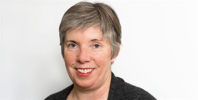 Jacqueline Keune:Sie setzt dem Zerstörerischen ein beharrliches »Dennoch« entgegen. (Foto: Jutta Vogel)