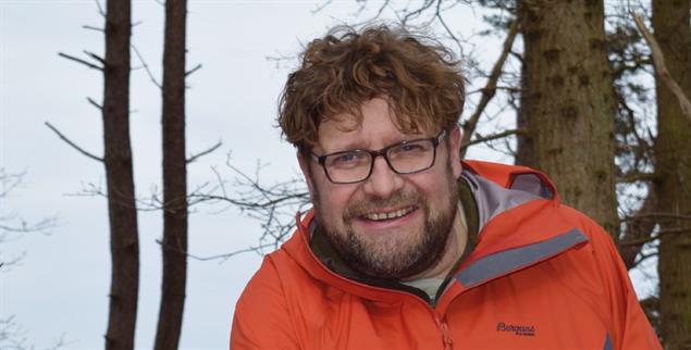 Früher selbst Psychiatrie-Patient, heute eine Stütze für Menschen in psychiatrischer Behandlung: Hendrik Fulda. (Foto: Anke Lübbert)