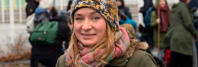 Rund 4000 Menschen liefen mit: Am 26. Dezember vor einem Jahr startete Anna Alboth (Foto) auf dem Tempelhofer Feld in Berlin ihren Marsch nach Aleppo. (Foto: pa/Zinken)
