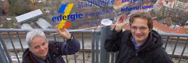 Die Genossenschaftsgründer Reinhard Guthke (links) und Martin Berger mischen sich in die Geschäftspolitik der Jenaer Stadtwerke ein. (Foto: Sommer)
