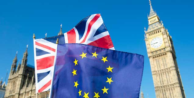 Europäer möchten viele Engländer nicht sein, obwohl ihre Insel zumindest geografisch zu Europa gehört: Da verstehe einer die Brexit-Freunde ... (Foto: lazyllama/Fotolia)