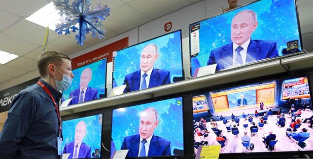 Einseitige Berichterstattung: In Russland ist die Zensur verschärft (Foto: pa/dpa/TASS)