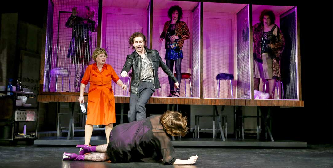 Theater Dortmund: Es geht mitunter ruppig zu (Foto: Theater Dortmund/Hupfeld)