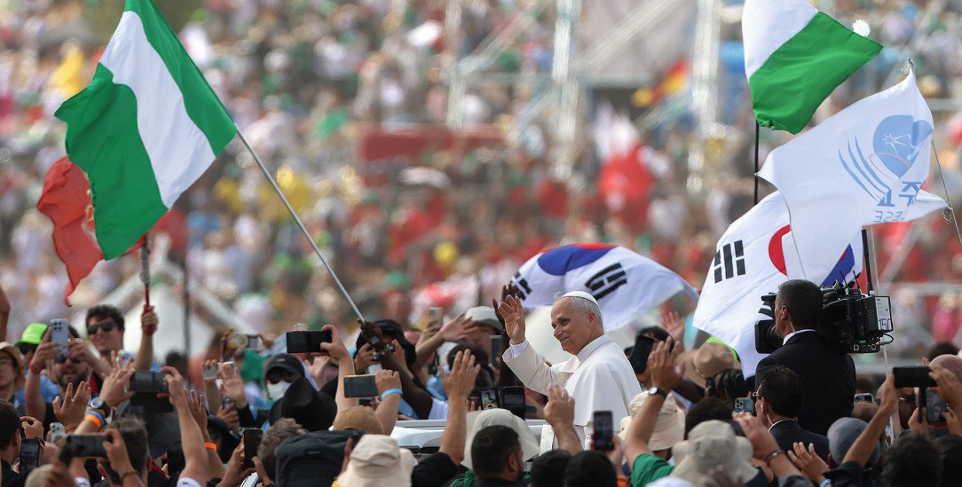 Einmal den neuen Papst sehen: Mehr als eine Million junge Menschen kamen nach Rom. (Foto: imago images / marco iacobucci)