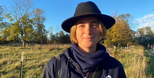 Herrin der Oie: Annika Heinbach leitet die Naturschutzstation einer kleinen Ostseeinsel. (Foto: Privat)