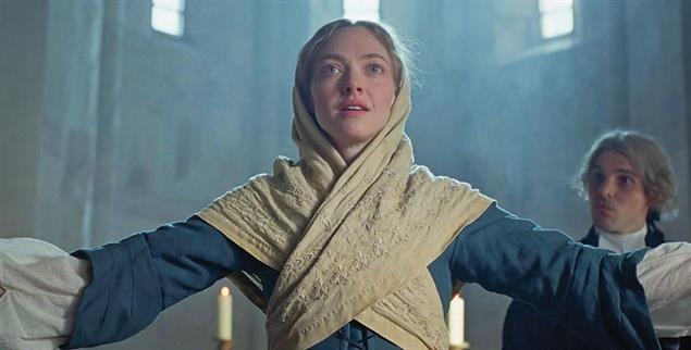  Ann Lee gründete die Shaker-Bewegung. Hier, im Film, wird sie verkörpert von Amanda Seyfried. (Foto: © Searchlight Pictures via Filmstarts.de)