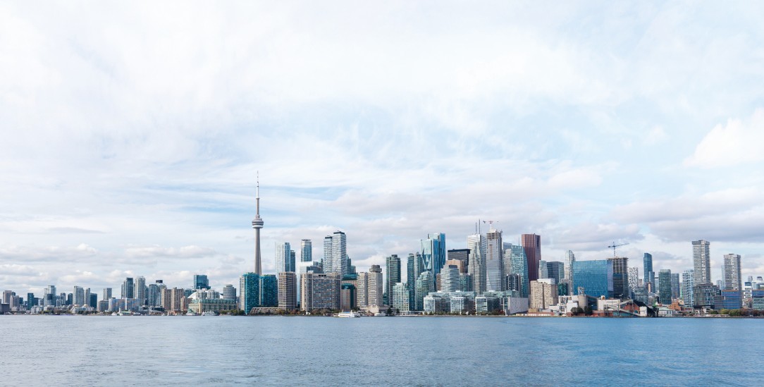Skyline von Toronto: Kanada versteht sich als Land der Einwanderer (Foto: istock by Getty / Katsuhiro Kojima)