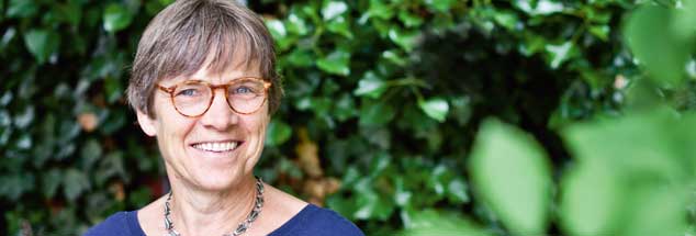 "Wir leben auf Kosten der anderen", sagt Annette Flade. Sie hat drei Jahre in Indonesien verbracht und dort gesehen, wie die alten kolonialen Strukturen weiterexistieren  Zurück in  Deutschland eröffnete sie in Brandenburg den Eine.-Welt-Laden (Foto: Pramme)