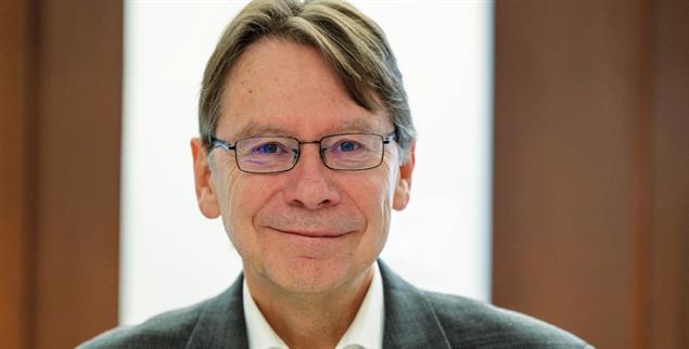 Uwe Jun ist Direktor des Instituts für Demokratie- und Parteienforschung an der Universität Trier. (Foto: PA/DPA/Harald Tittel)