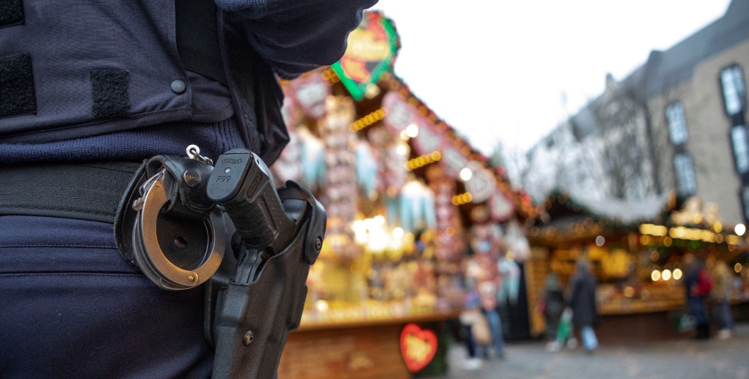 Hochsicherheitszone Weihnachtsmarkt: Viele Menschen haben Angst, nicht mehr geschützt zu sein im eigenen Land. (Foto: PA/Ulrich Baumgarten)