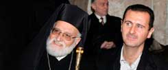 Bis heute eng vertraut: Syriens Noch-Präsident Bashar al-Assad (rechts) und Patriarch Gregoire Laham, der Leiter der mit Rom verbundenen Melkitischen Kirche Syriens, beim einem Gespräch im Jahr 2008. (Foto: pa/Badawi) 