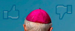 Do you like the German Bishops? Daumen rauf, Daumen runter: In den sozialen Netzwerken des Web 2.0 wird anders diskutiert, als es sich die Bischofskonferenz in ihren schlimmsten Träumen ausmalt. (Montage; Foto: pa/dpa/Arno Burgi)
