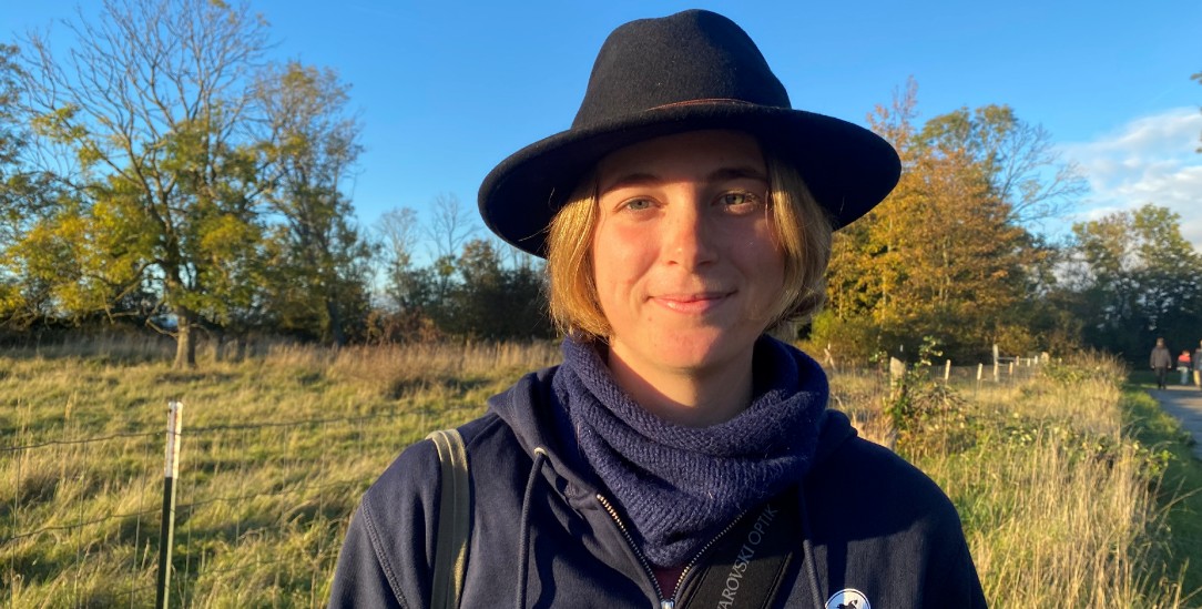 Herrin der Oie: Annika Heinbach leitet die Naturschutzstation einer kleinen Ostseeinsel. (Foto: Privat)