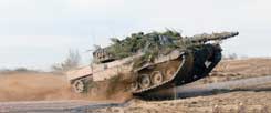 Leopard 2-Panzer: Mit dem Segen der Kanzlerin exportiert (Foto: pa/Krauss-Maffei Wegmann)