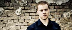 Heute spricht der frühere Skinhead Johannes Kneifel  regelmäßig mit Jugendlichen im Gefängnis über seine Erfahrungen: »Ich will ihnen vermitteln, dass sie keine hoffnungslosen Fälle sind«, sagt er. (Foto: Wulff)