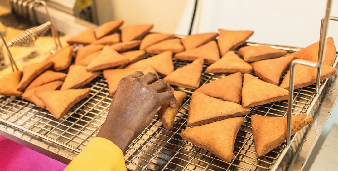Täglich Brot: Mandazis werden in Kenia an jeder Straßenecke verkauft. (Foto: Brian Otieno)