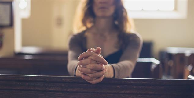 Auch in der evangelischen Kirche gab es Opfer: Studie zur sexualisierten Gewalt in der EKD (Foto: istockphoto/lolostock)