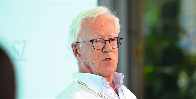 Kontaktfreudig, aber lieber nicht allzu geschmeidig: Thilo Bode (Foto: PA / Robert Haas)
